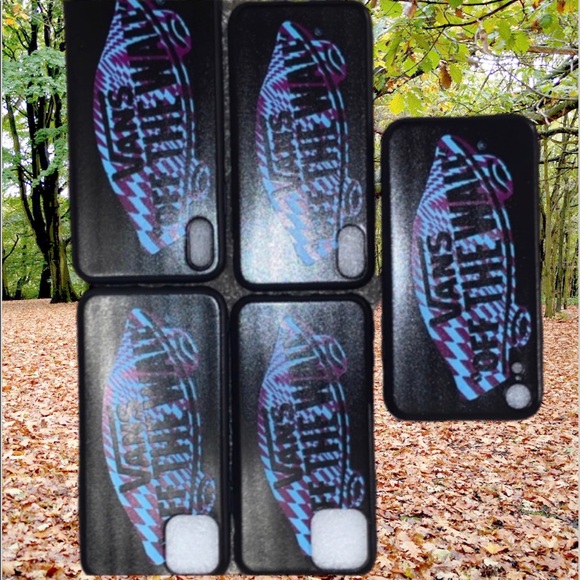 >💟FREE WITH $140. PURCHASE OR $21 iPHONE CASE THICK SHOE LIKE VANS BRAND NEW - Picture 11 of 13